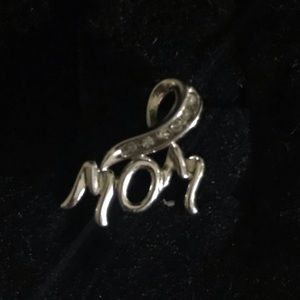 Pendant 10k “MOM”
